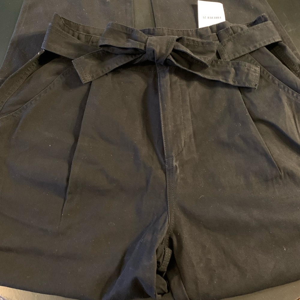 Women’s Forever 21 Black Khaki Pants with tie Belt size 34 inch waist = 14+